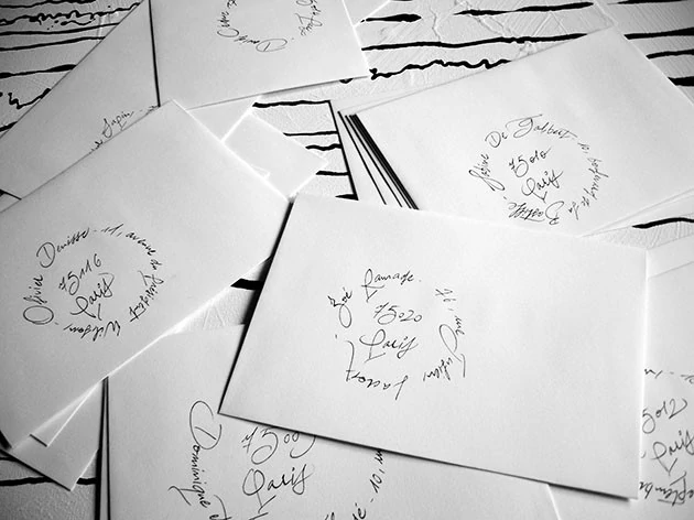 enveloppe pour mariage, calligraphie enveloppe mariage